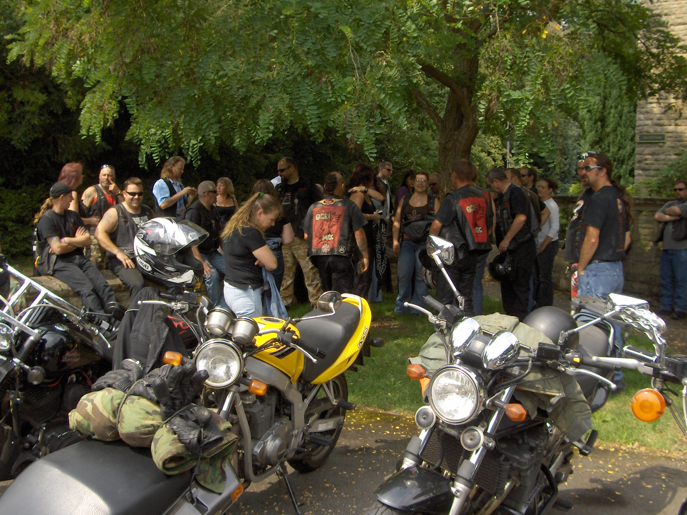 HPIM1200